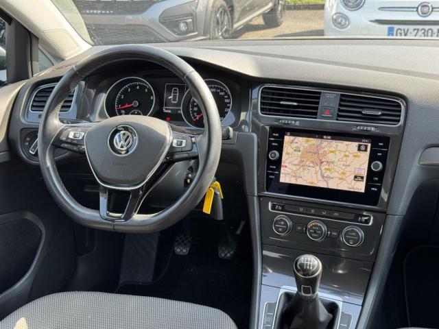 Volkswagen Golf image 6