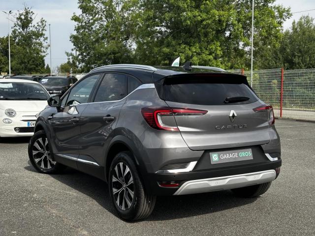 Renault Captur image 2