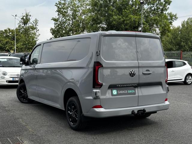 Volkswagen Transporter image 9