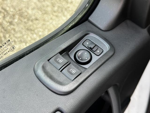 Renault Master image 6