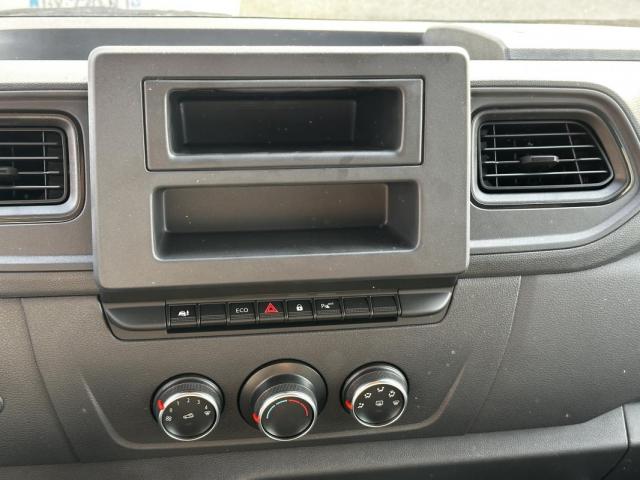 Renault Master image 5