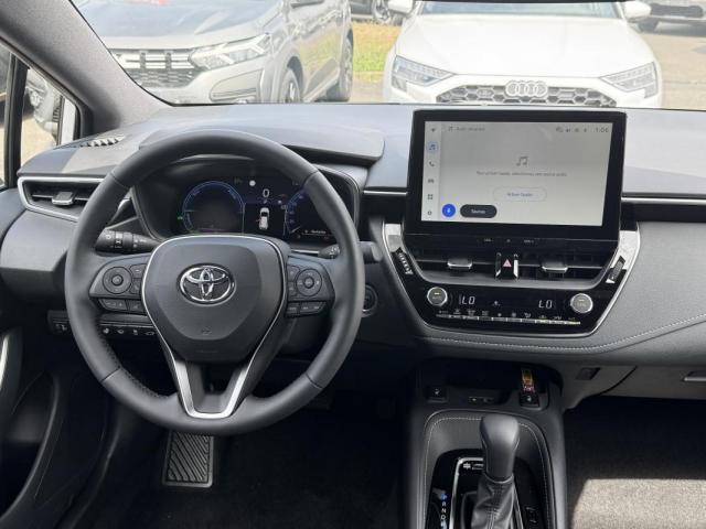 Toyota Corolla Touring Sports image 3