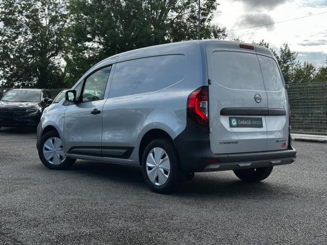 Nissan Townstar image 9