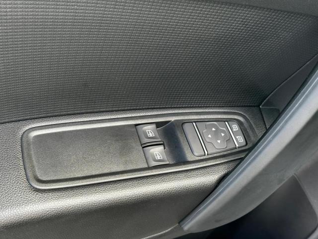Nissan Townstar image 5