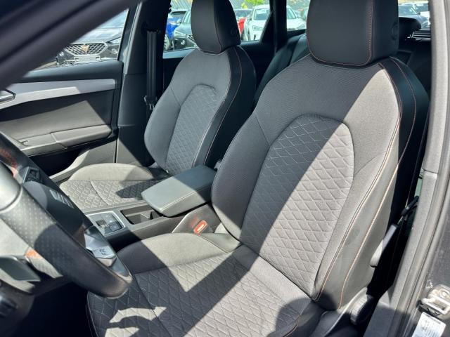 Seat Leon image 1
