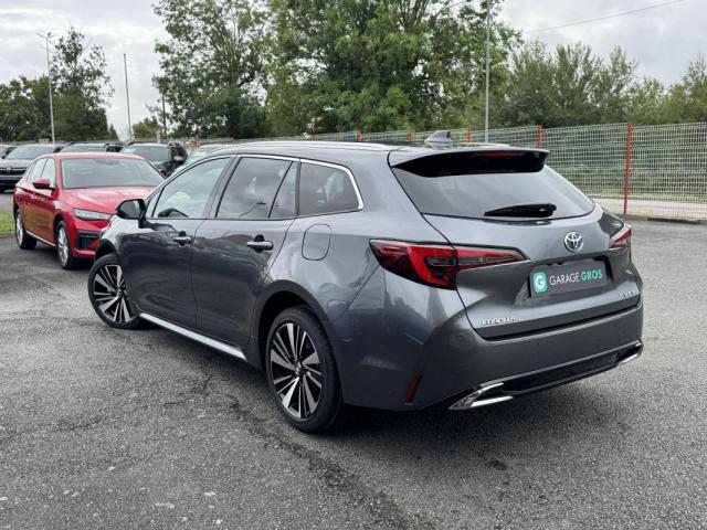 Toyota Corolla Touring Sports image 4