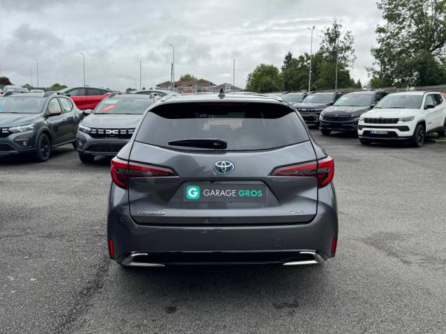 Toyota Corolla Touring Sports image 8