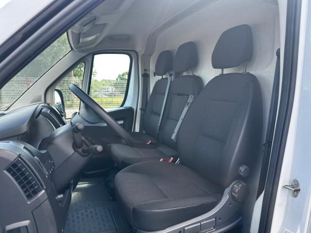 Opel Movano image 6