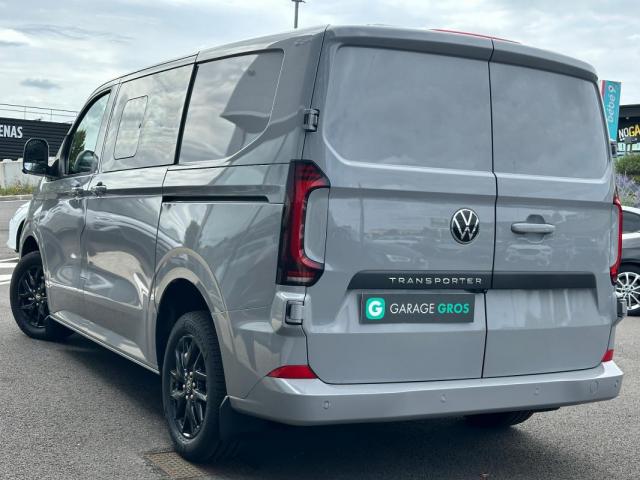 Volkswagen Transporter image 3