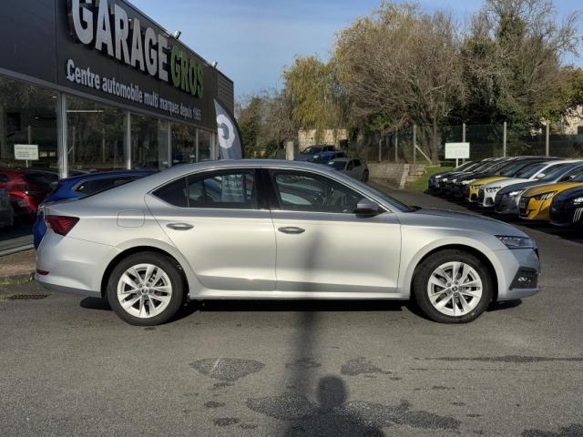 Skoda Octavia image 5