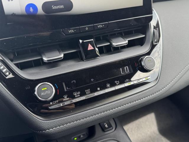Toyota Corolla Touring Sports image 4