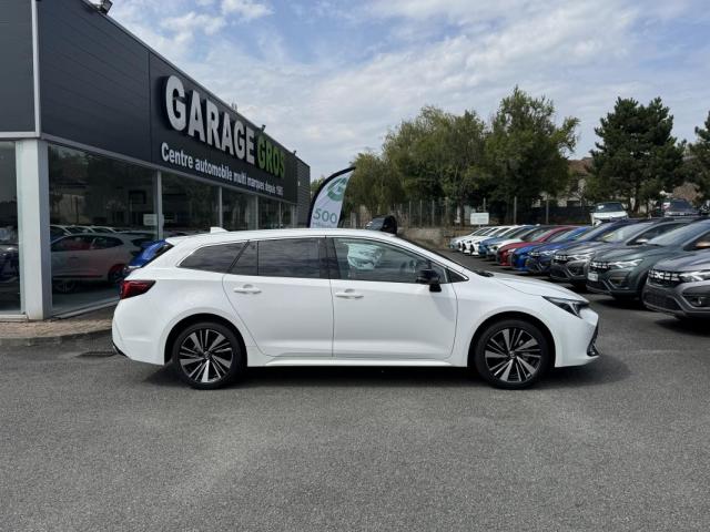 Toyota Corolla Touring Sports image 3