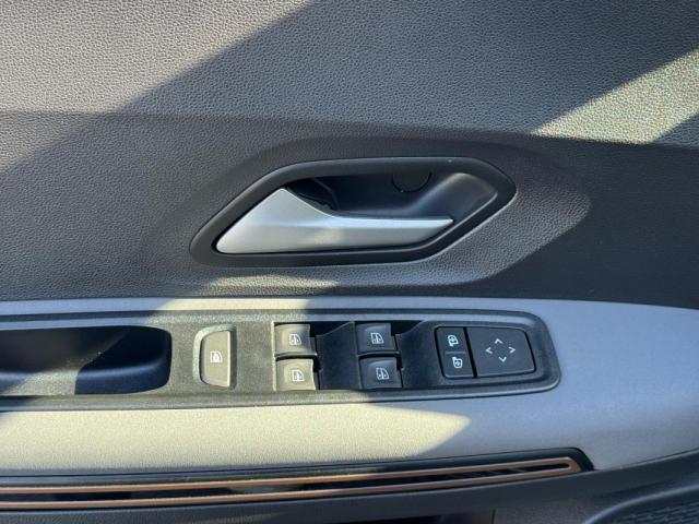 Dacia Jogger image 8