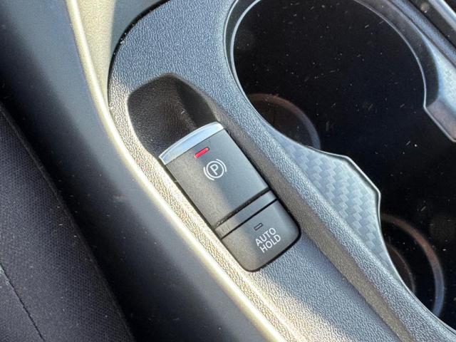 Nissan Juke image 2