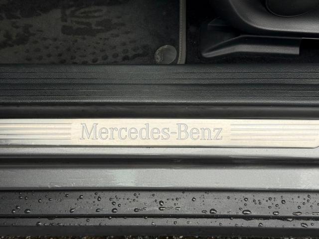 Mercedes Benz Gla image 8