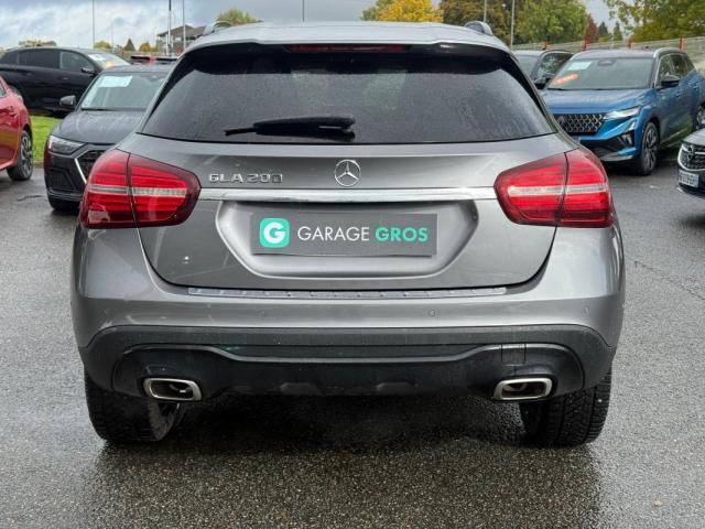Mercedes Benz Gla image 6