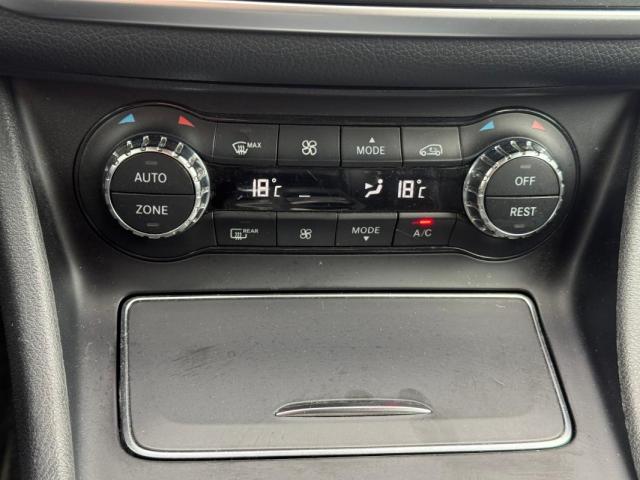 Mercedes Benz Gla image 1