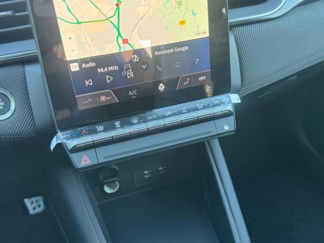 Renault Captur image 2