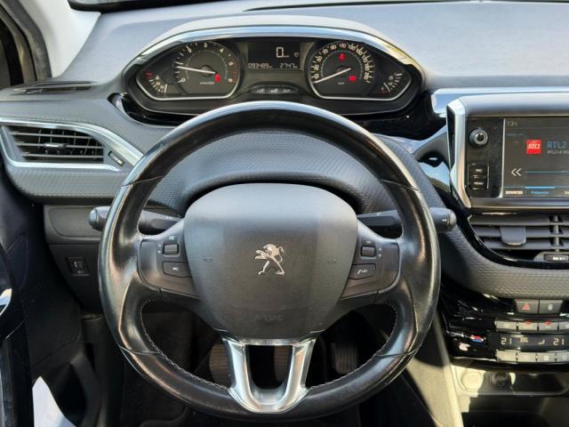 Peugeot 208 image 3