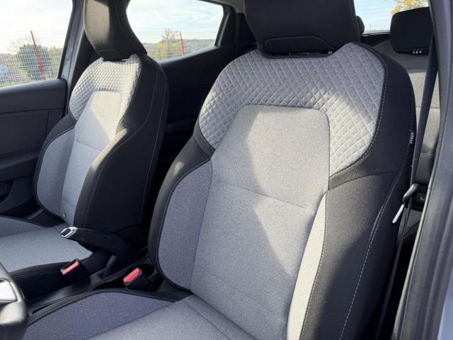 Renault Clio image 8