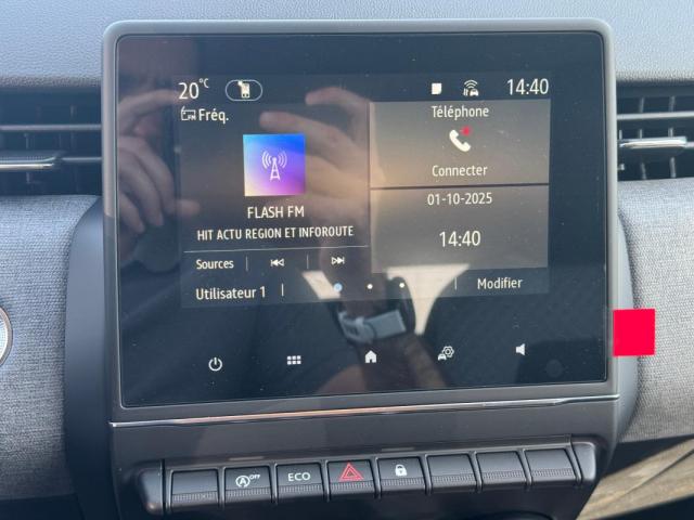 Renault Clio image 2