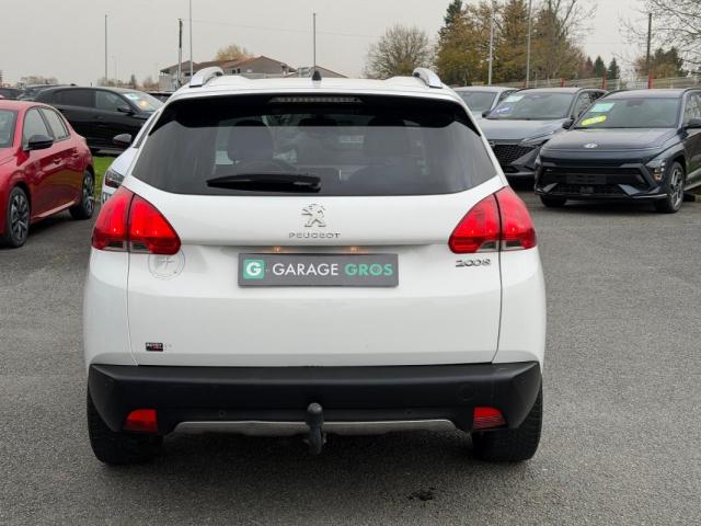 Peugeot 2008 image 9