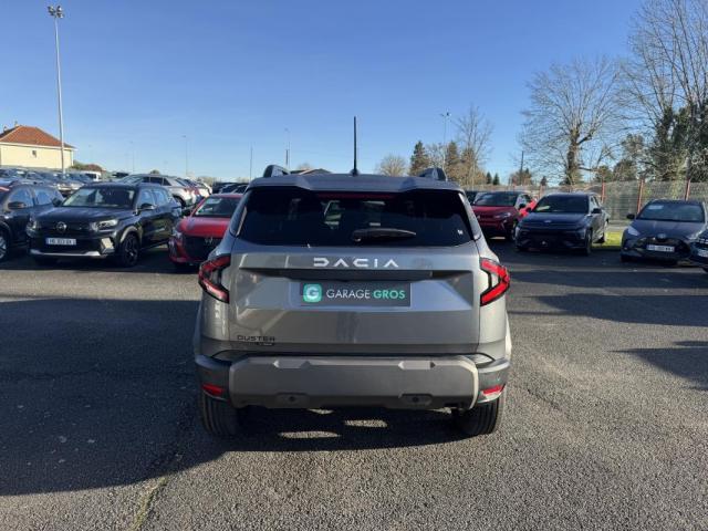 Dacia Duster image 4