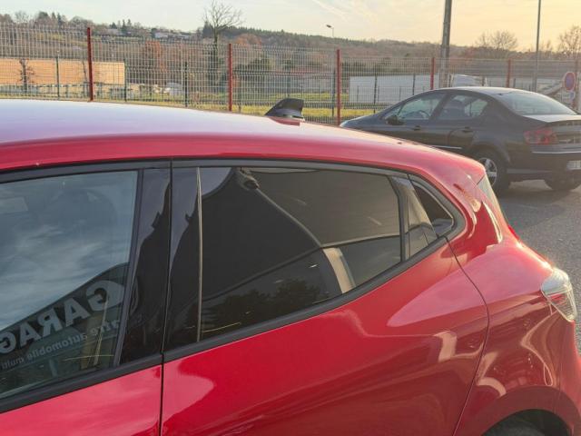 Renault Clio image 6