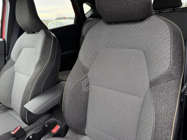 Renault Captur image 7