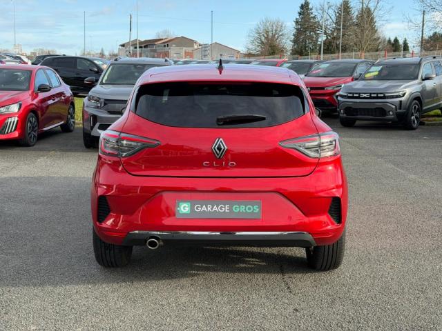 Renault Clio image 6