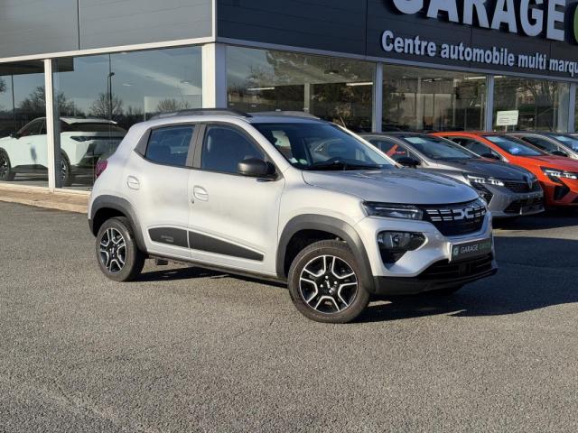 Dacia Spring Essential -23b