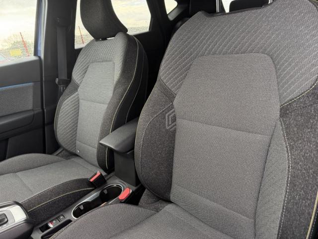 Renault Captur image 8