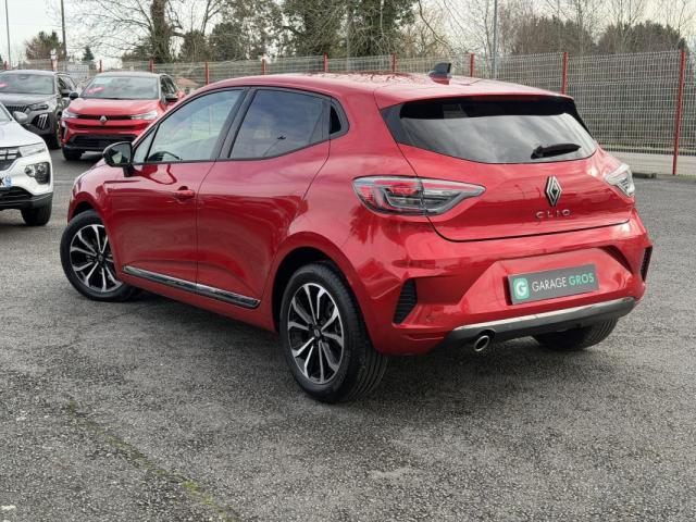 Renault Clio image 9