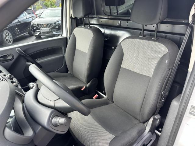 Renault Kangoo image 4