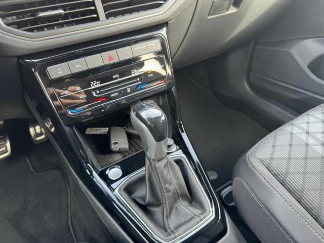 Volkswagen T-Cross image 2