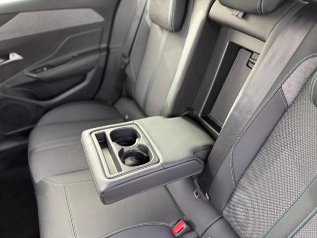 Peugeot 308 image 7