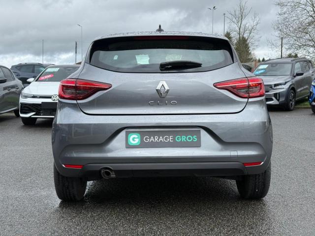 Renault Clio image 2