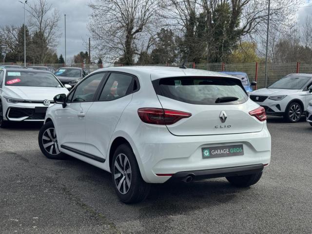 Renault Clio image 2