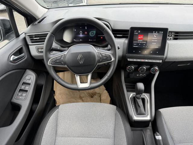 Renault Clio image 9