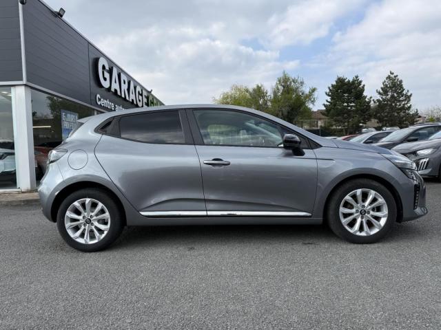 Renault Clio image 2