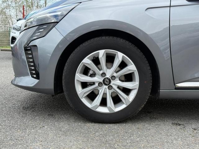 Renault Clio image 6