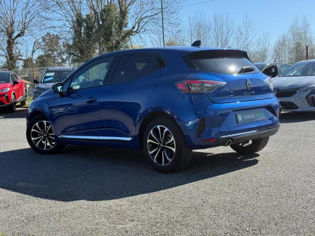 Renault Clio image 8