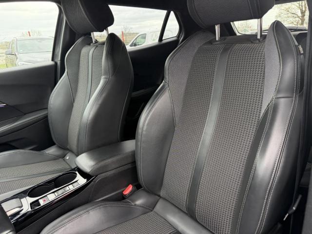 Peugeot 2008 image 4