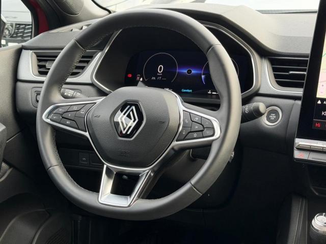 Renault Captur image 1