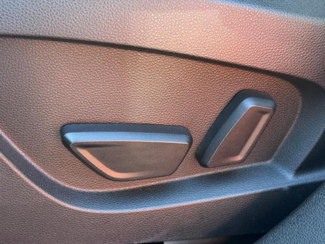 Renault Captur image 8