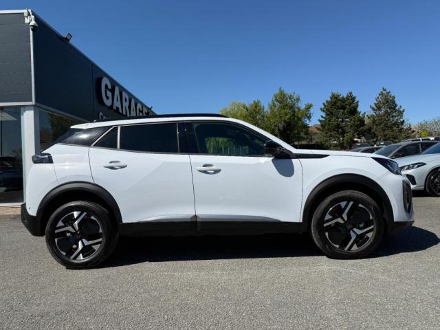 Peugeot 2008 image 2