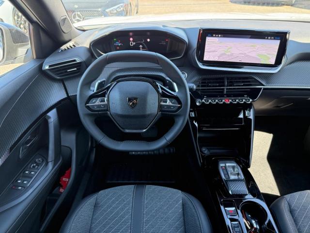 Peugeot 2008 image 4