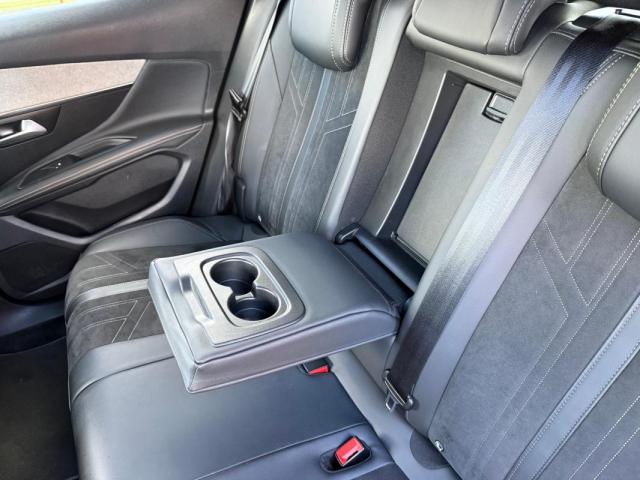 Peugeot 3008 image 5