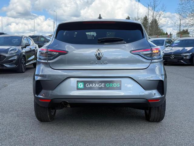 Renault Clio image 1