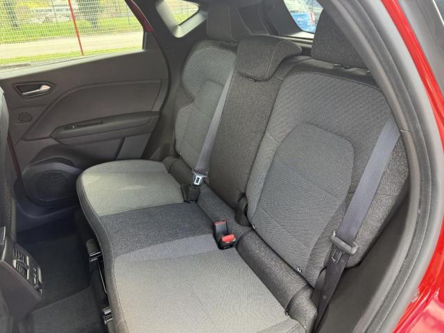 Renault Captur image 6